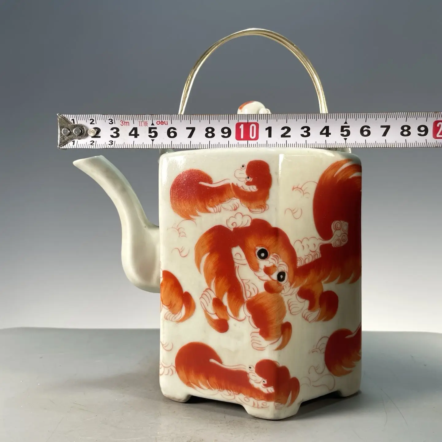 Vintage Hexagonal Bailiff Teap - Vintage Collectible Pottery 评论和价格