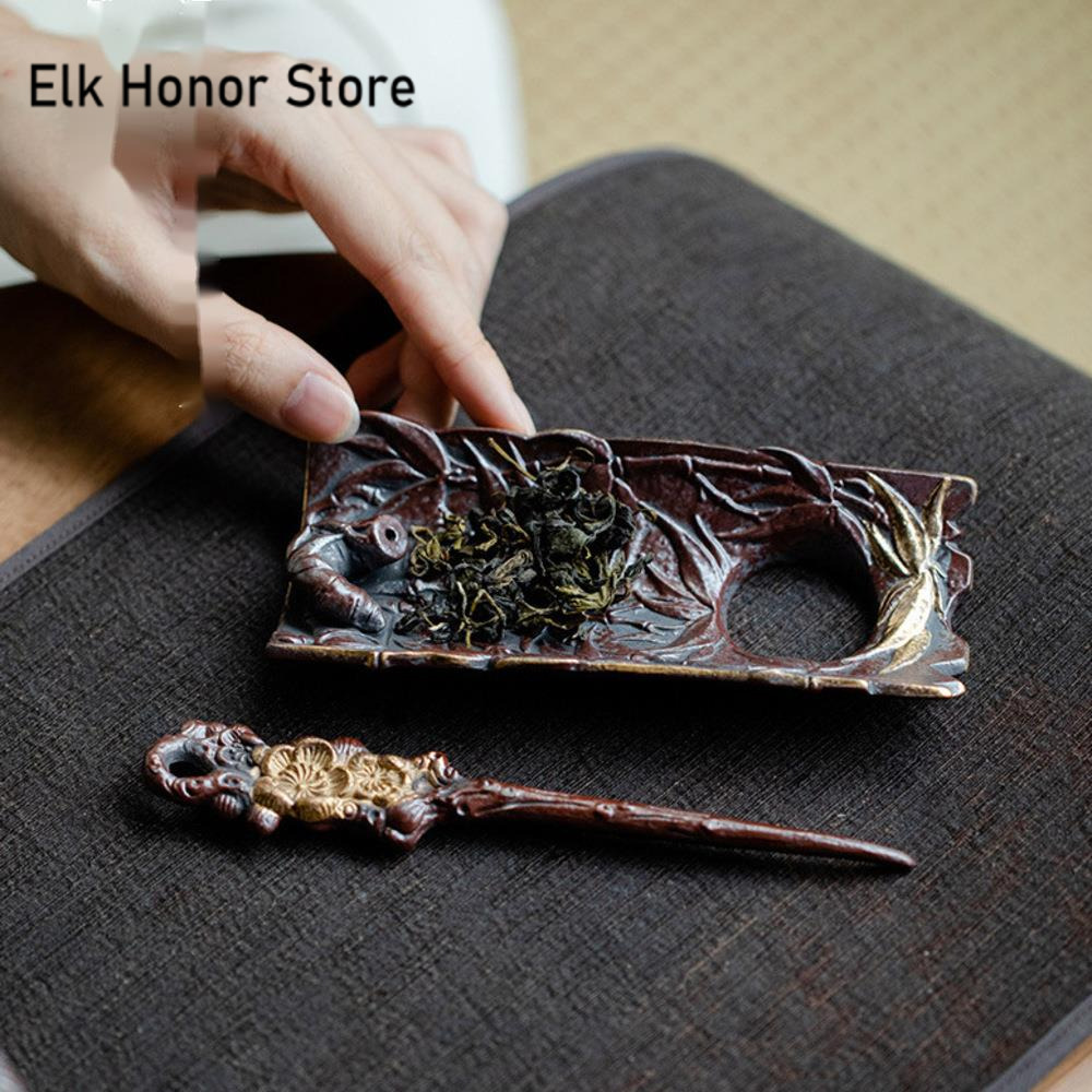 Crude Pottery Plum Blossom Pat - Vintage Collectible Pottery 评论和价格