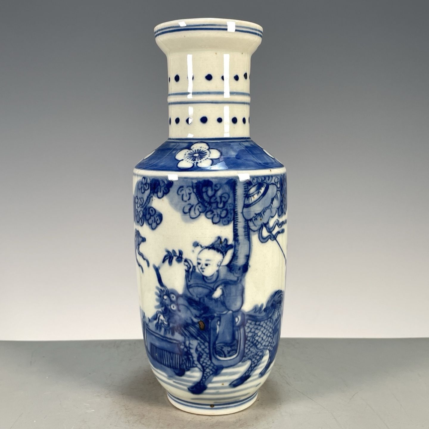 Blue and White Porcelain Roule - Vintage Collectible Pottery 评论和价格
