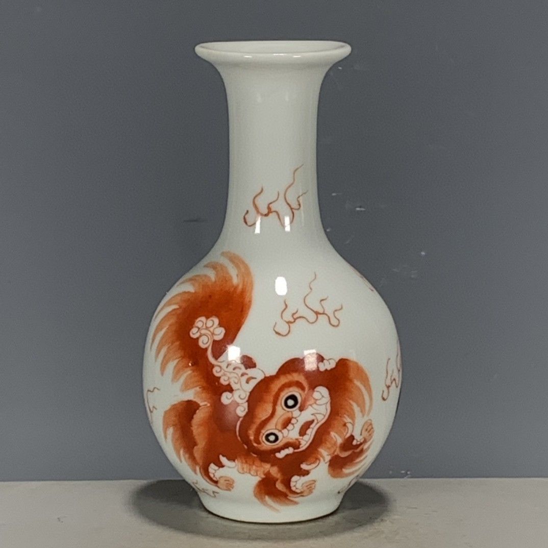 Vintage Chinese Wucai Iron Red - Vintage Collectible Pottery 评论和价格